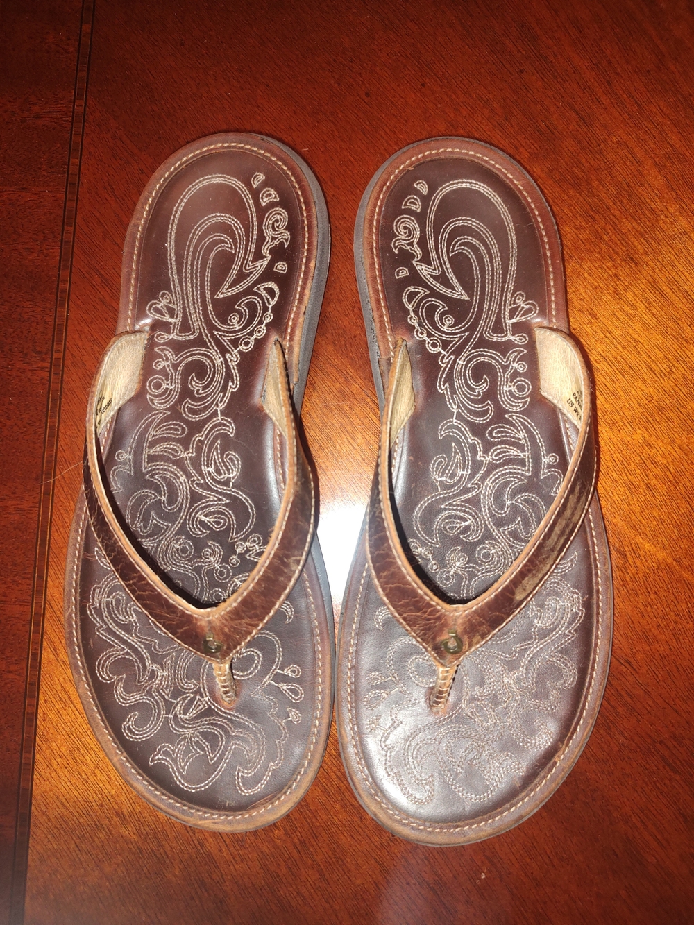 OluKai Brown Embroidered Leather Thong Sandals - Women